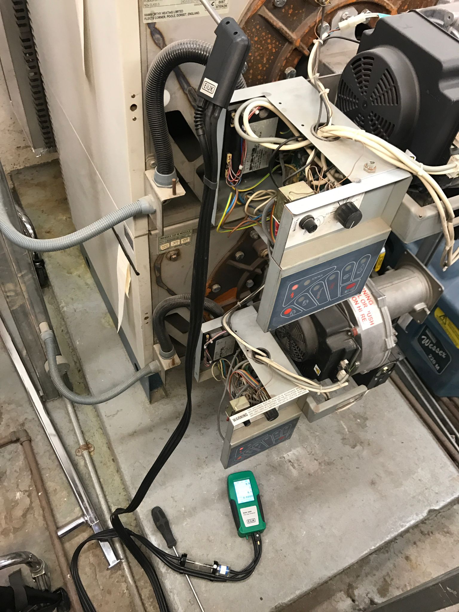 gas safe registered engineer near me Brixton, SW9